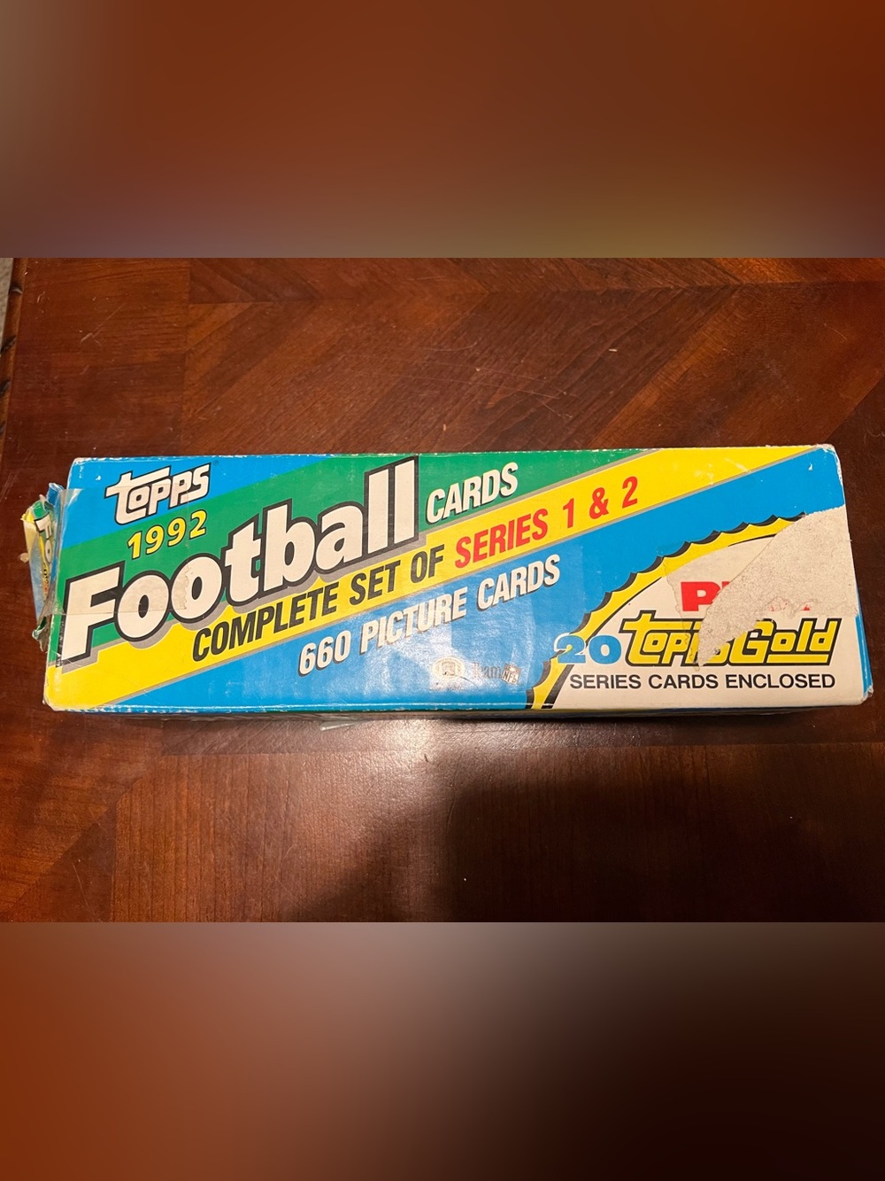 Topps 1992 Football Cards Box - Blue Green Yellow